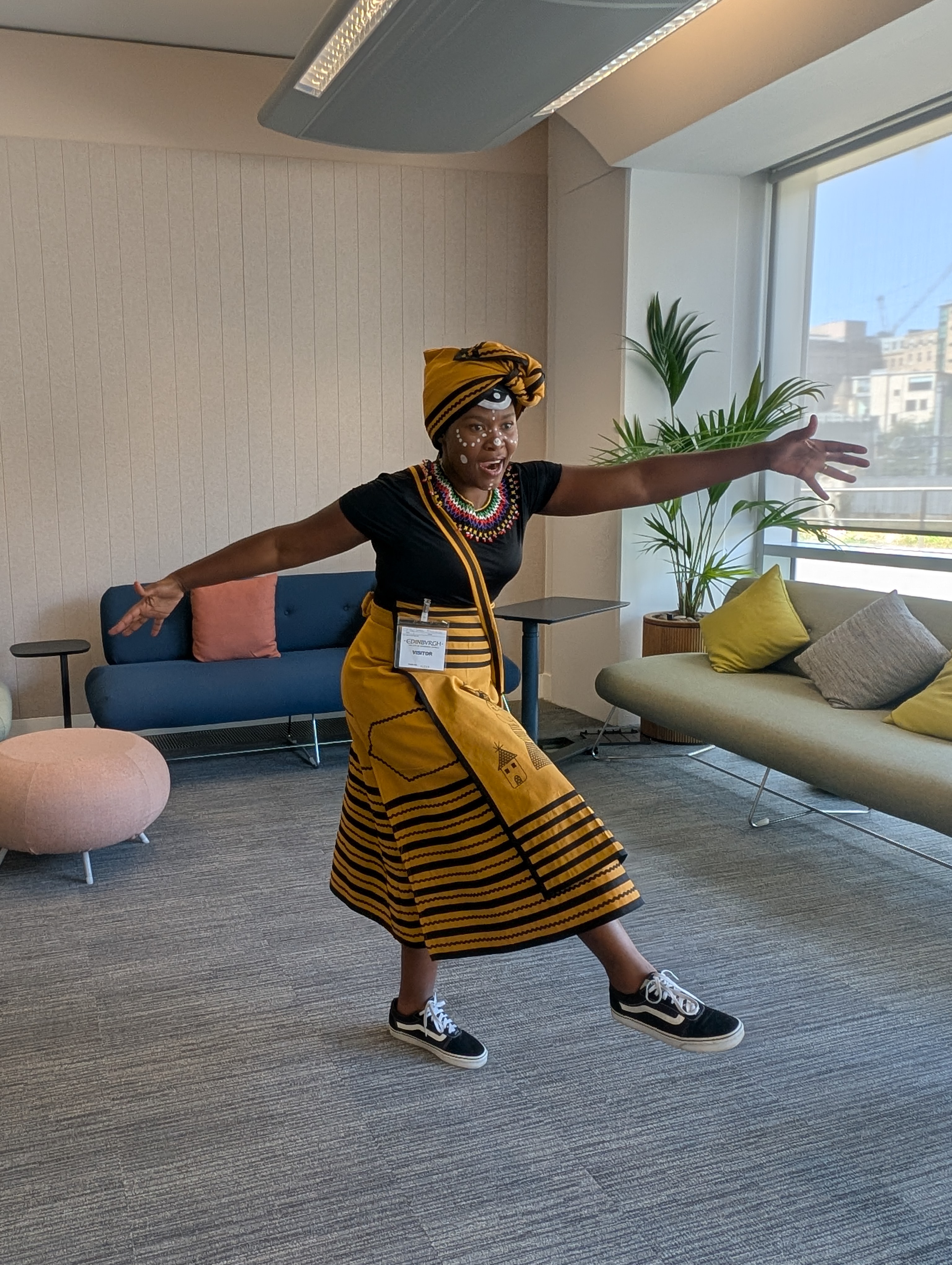 picture of mum during performance for creative event